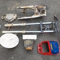 alcuni ricambi Suzuki DR 600