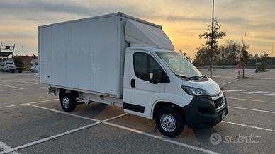 PEUGEOT BOXER 435 2.2 BlueHDI 140 S&S PLM-SL-TA