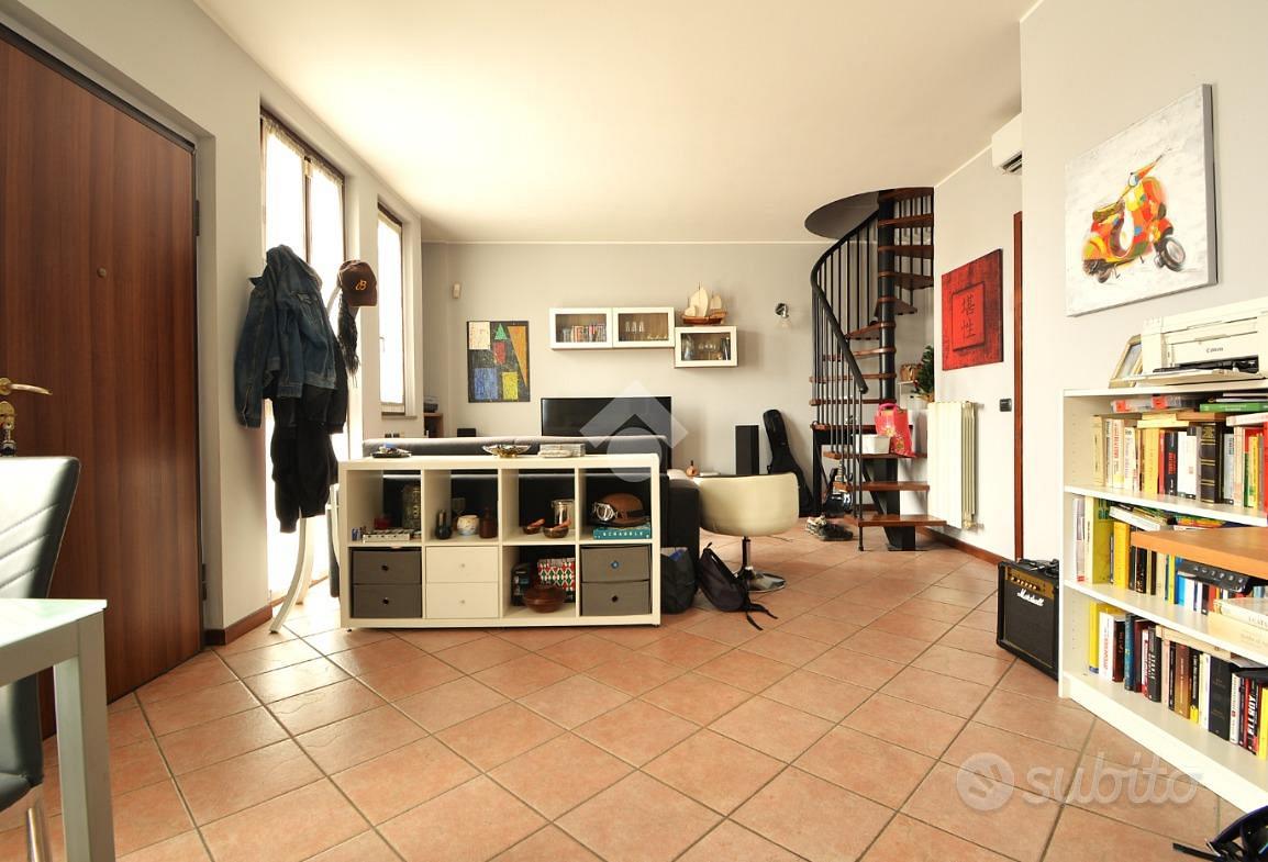 3 LOCALI A CAPONAGO - Vista 4