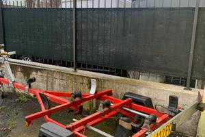 Carrello porta gommoni