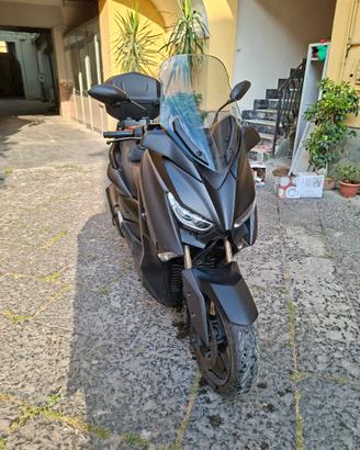 Yamaha xmax 300