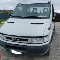 Daily 35C15 scarabile anno 2004 a Floridia