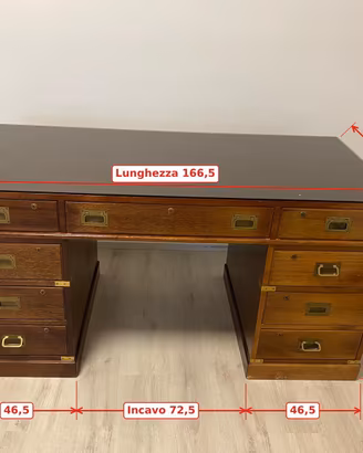 Scrivania vintage stile Vecchia Marina con cassett
