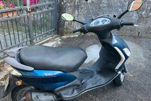 Scooter Piaggio Fly 50 originale