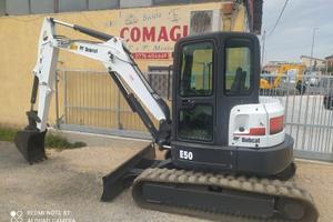 MINIESCAVATORE BOBCAT E50 GIROSAGOMA 2017 A/C