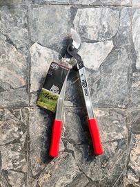 Troncarami e forbicioni professionali per potatura