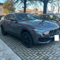 Maserati Levante V6 Diesel 275 CV AWD