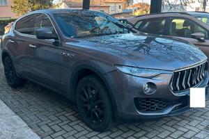 Maserati Levante V6 Diesel 275 CV AWD