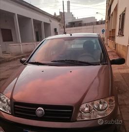 FIAT Punto 2ª serie - 2005