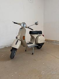 Vespa P150X