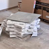 Rivestimenti grès porcellanato grigio