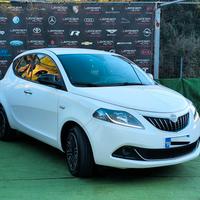 Lancia Ypsilon 1.0 FireFly 5 porte S&S Hybrid Silv