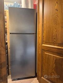 FRIGORIFERO CON CONGELATORE SAMSUNG