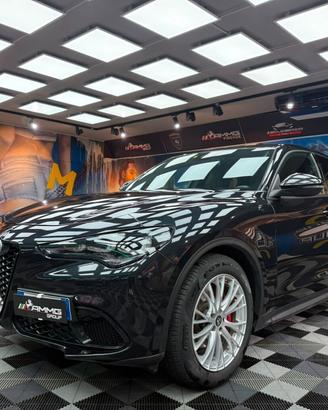 Alfa Romeo Stelvio 2.2 Turbodiesel 160 CV AT8 RWD 