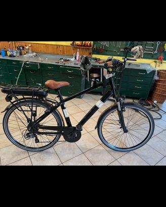 BICICLETTA E-BIKE Via Veneto