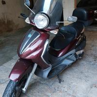 Scooter Piaggio Beverly 500