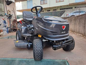 Trattorino scarico laterale ALKO