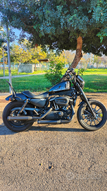 Harley Davidson 883 iron 2011