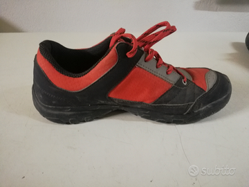 Scarponcini per montagna