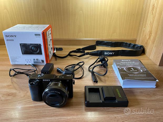 Fotocamera Sony Alpha 6000 + obiettivo 16-50mm