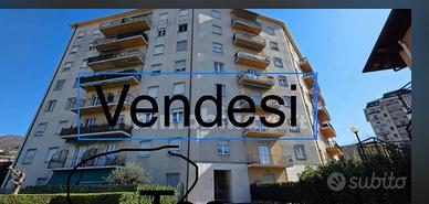 Privato vende apartamento via Camponuovo 60