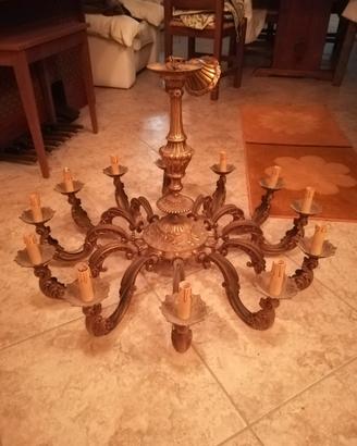Lampadario stile antico