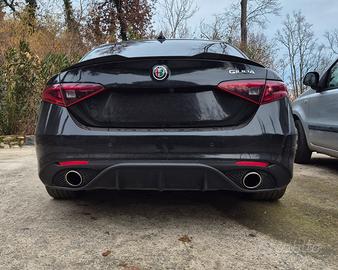 spoiler  posteriore giulia alfa romeo