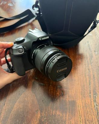Canon EOS 1300D + obiettivo