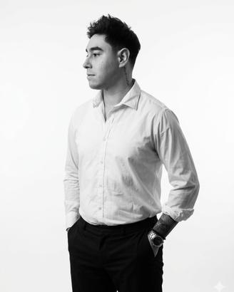 Esperto social media marketing per attività