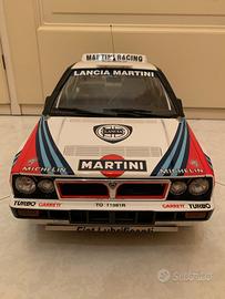 Lancia Delta HF Integrale scala 1:8