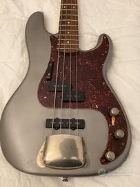 Basso Squier “Relic”