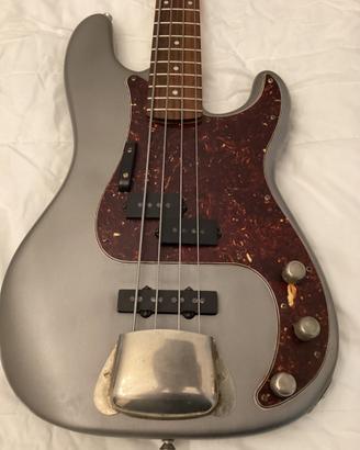 Basso Squier “Relic”