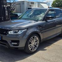 LAND ROVER Range Rover Sport 3.0 TDV6 HSE Dynami