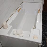 vasca da bagno idromassaggio nuova dim. m.1.80Xcm.