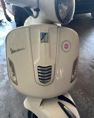 RICAMBI VESPA 300