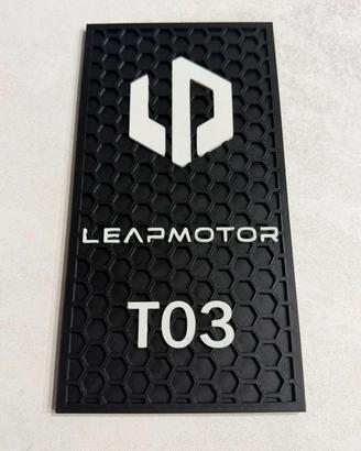 Poggiapiedi Leapmotor T03
