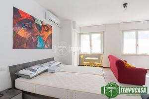 Stanza - Camera a Verona Via Angelo Emo 5 locali