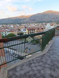 2 LOCALI A MONDRAGONE