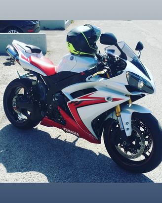 Yzf R1
