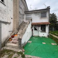 CASA DI CORTE A MANTOVA