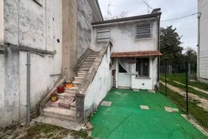 CASA DI CORTE A MANTOVA