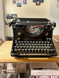 Macchina da scrivere