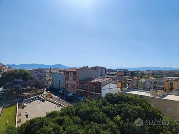 Panoramico bilocale con terrazza a livello