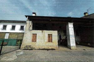 Immobile in asta di 241 m² con 2 locali a Montecch
