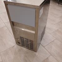 Macchina per il ghiaccio 