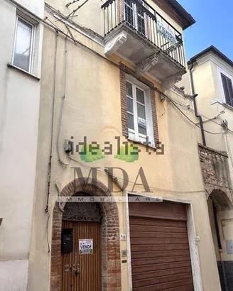 Casa indipendente corso gualtieri 18 bellante