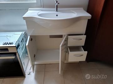 lavabo a incasso in ceramica