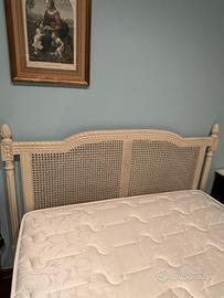 Testiera letto bianca in paglia di vienna