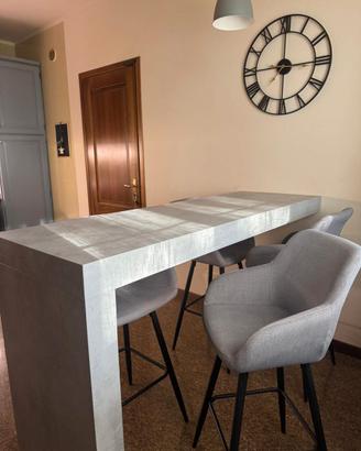 Set 4 sgabelli da bar Beliani CASMALIA tortora