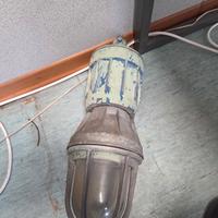 lampada industriale vintage 